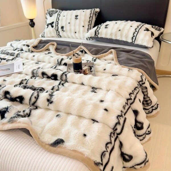 Luxury Artificial Rabbit Fur Blanket Big Bubble Rabbit Hair Composite Milk Velvet Hot .*. .*. .*. .*. Soft, Tear Resistant, Machine Washable, Suitable For Sofa, Bed, Office, Camping, All Seasons Comfort