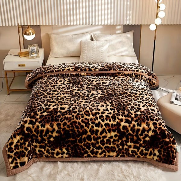 Soft Warm High Gram Weight Leopard Print Thick Blanket Year Round Luxurious Comfort And Coziness For Bedroom, Guest Room, Living Room, Dormitory, Car, Sofa, Travel Multifunctional Design