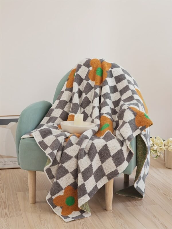 Half Fluffy Checkered Floral Blanket Soft Plush & Cozy All Season Throw For Sofa, Bed, Office Nap Green & White Grid With Pink Flowers Contemporary Home Decor, Throw Blanket For Couch