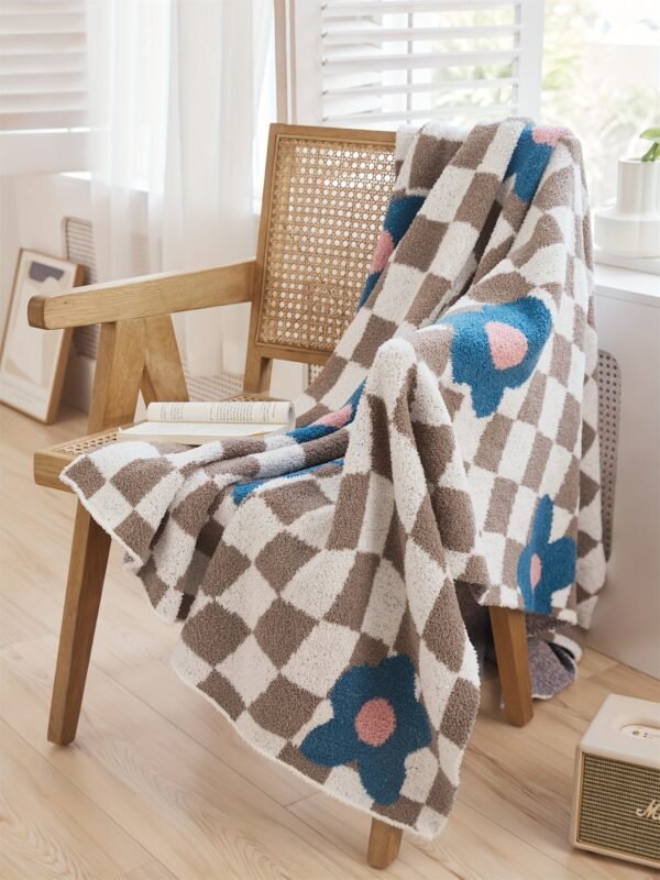 Half Fluffy Checkered Floral Blanket Soft Plush & Cozy All Season Throw For Sofa, Bed, Office Nap Green & White Grid With Pink Flowers Contemporary Home Decor, Throw Blanket For Couch
