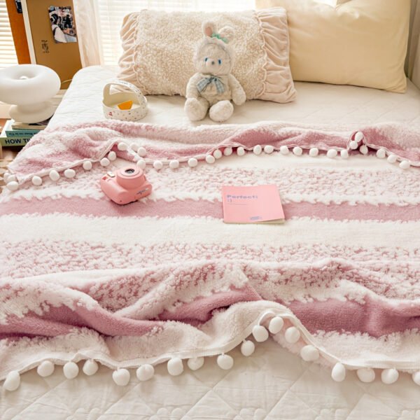Double Color Jacquard Star Fleece Blanket With Pom Poms Soft Breathable All Season Bedspread, Geometric Pattern In Mixed Colors, Machine Washable Cottage Style Home Decor & Holiday Gift, Blanket For Bed, Cozy Bedroom Accessory