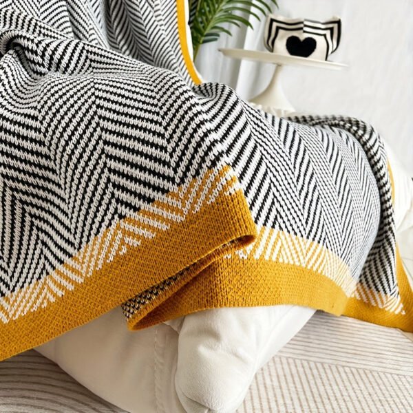 Glam Style Knitted Throw Blanket With Striped Pattern – Fantasy Theme Acrylic Soft Breathable Warm Nap Blanket For Office, Couch, Car, Bed – All Season Multipurpose Decorative Throw With Special Features