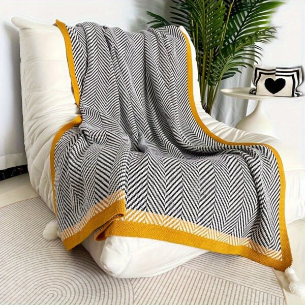 Glam Style Knitted Throw Blanket With Striped Pattern – Fantasy Theme Acrylic Soft Breathable Warm Nap Blanket For Office, Couch, Car, Bed – All Season Multipurpose Decorative Throw With Special Features