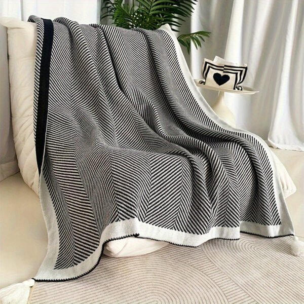 Glam Style Knitted Throw Blanket With Striped Pattern – Fantasy Theme Acrylic Soft Breathable Warm Nap Blanket For Office, Couch, Car, Bed – All Season Multipurpose Decorative Throw With Special Features