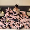 A Soft And Comfortable Printed Blanket From The Printed Series, Made Of Faux Rabbit Fur Plush, Suitable For Warmth In All Four Seasons. It Can Be Used In Various Settings Such As The Bedroom, Sofa, Office, Dormitory, Camping, And Travel