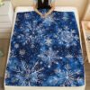 Blue Snowflake Pattern Flannel Blanket Soft Warm All Season Bedspread, Thick Cozy Bed Cover For Winter, Sofa & Bed, Contemporary Blue & White Snowflake Design, Durable Flannel Fabric, Fits Single Double Mattresses