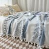 Double Color Jacquard Star Fleece Blanket With Pom Poms Soft Breathable All Season Bedspread, Geometric Pattern In Mixed Colors, Machine Washable Cottage Style Home Decor & Holiday Gift, Blanket For Bed, Cozy Bedroom Accessory