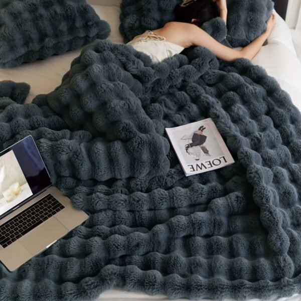 Thickened Bubble Velvet Blanket | Pink Polyester Rabbit Like Soft Fleece, Suitable For Office And Home Nap, Sofa Throw Cover